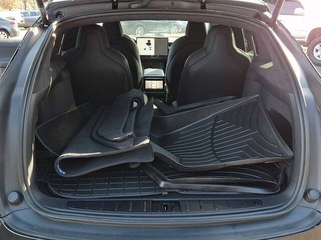 2022 Tesla Model X Plaid