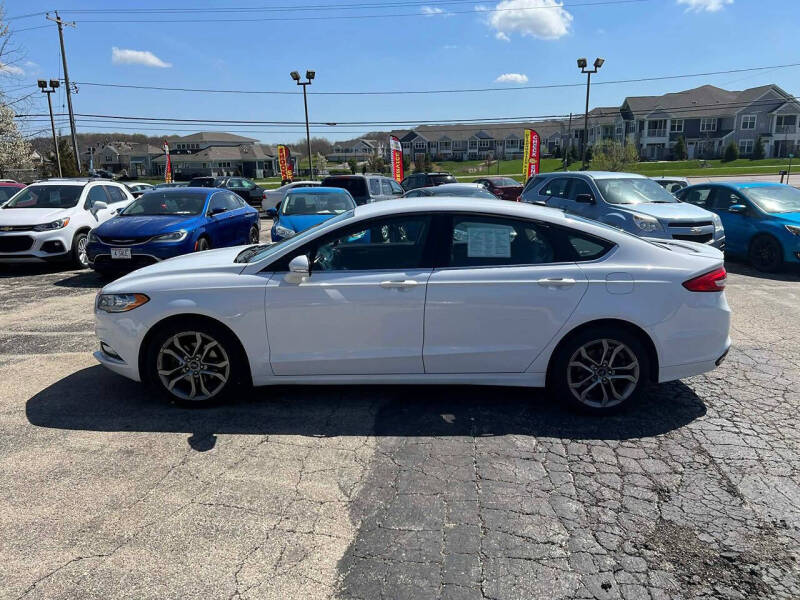 2017 Ford Fusion SE