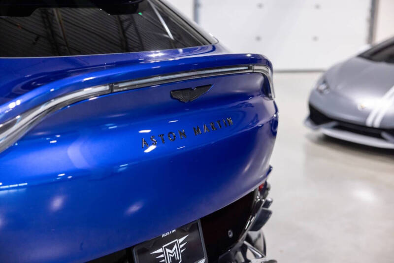 2023 Aston Martin DBX 707