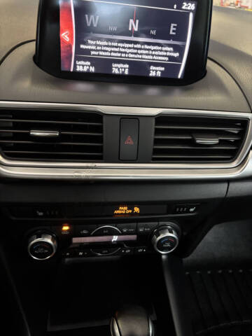 2018 Mazda MAZDA3 Touring