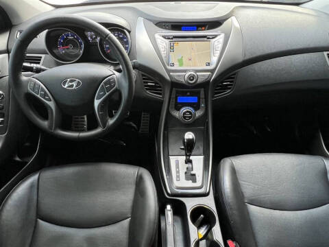 2013 Hyundai Elantra Coupe SE
