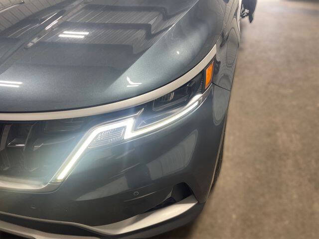 2022 Kia Carnival EX