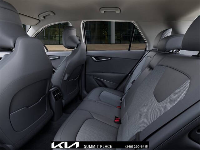 2025 Kia Niro EX