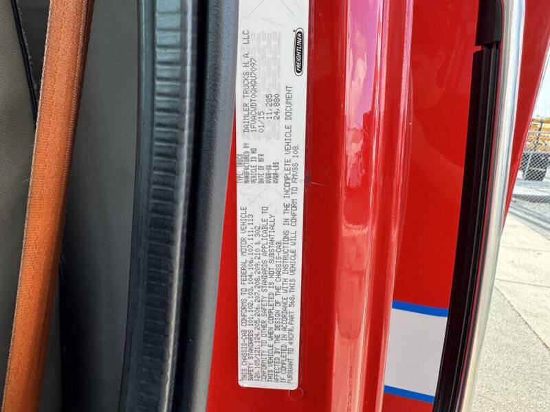 2016 Freightliner M2 106