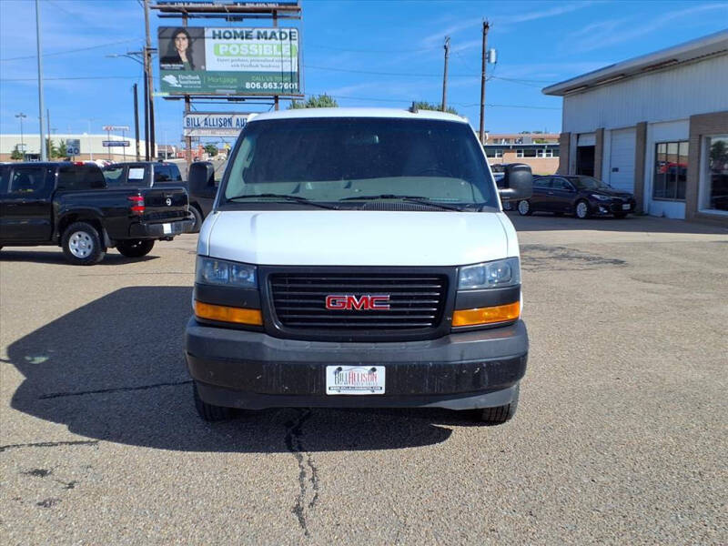 2023 GMC Savana 2500