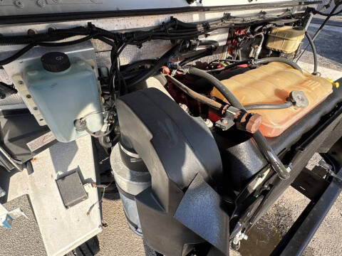 2016 Freightliner MT45 Chassis