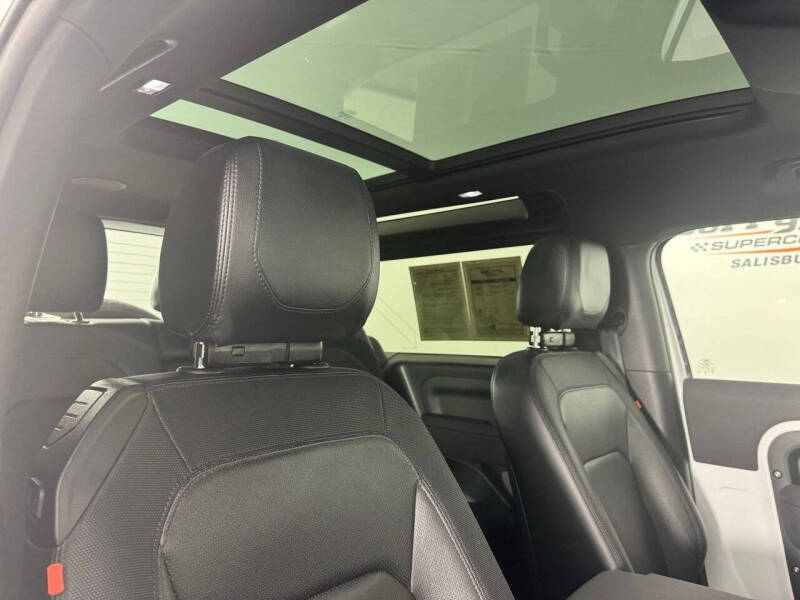 2023 Land Rover Defender 90 X-Dynamic SE