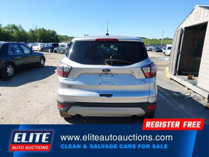 2017 Ford Escape SE