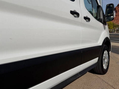 2023 Ford Transit 350 XLT