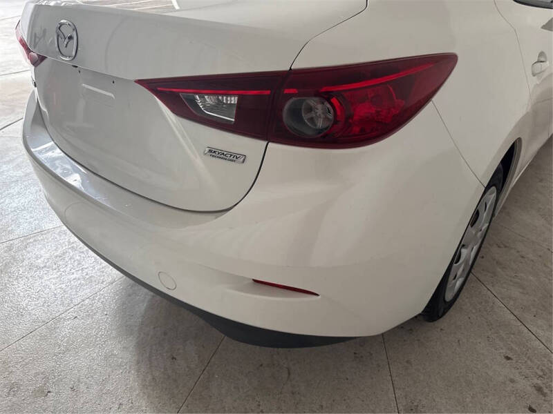 2018 Mazda MAZDA3 Sport