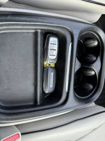 2017 Chrysler Pacifica Hybrid Platinum