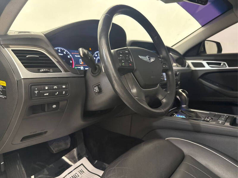 2015 Hyundai Genesis