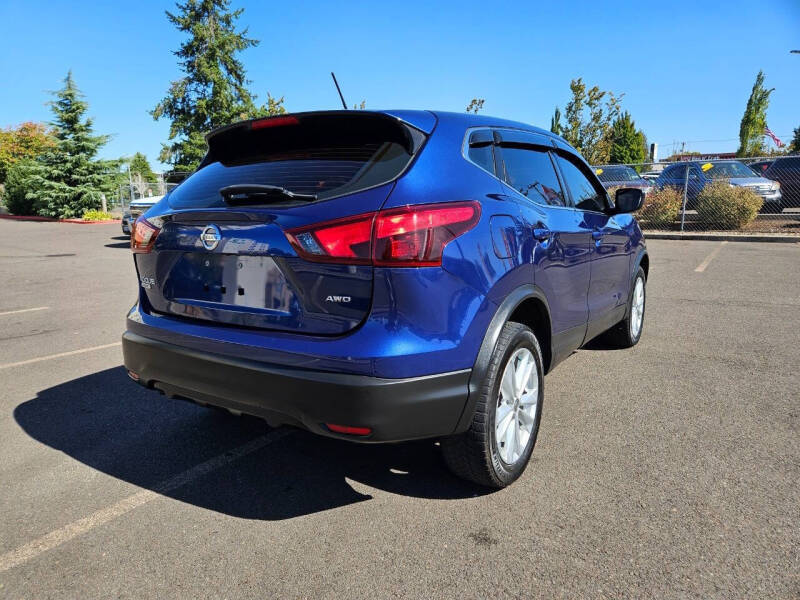2018 Nissan Rogue Sport S
