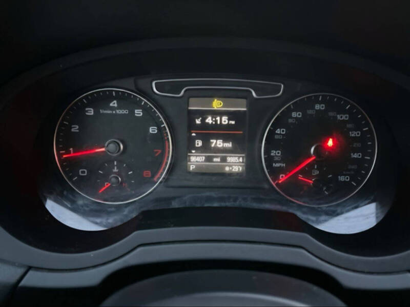 2015 Audi Q3 2.0T quattro Prestige