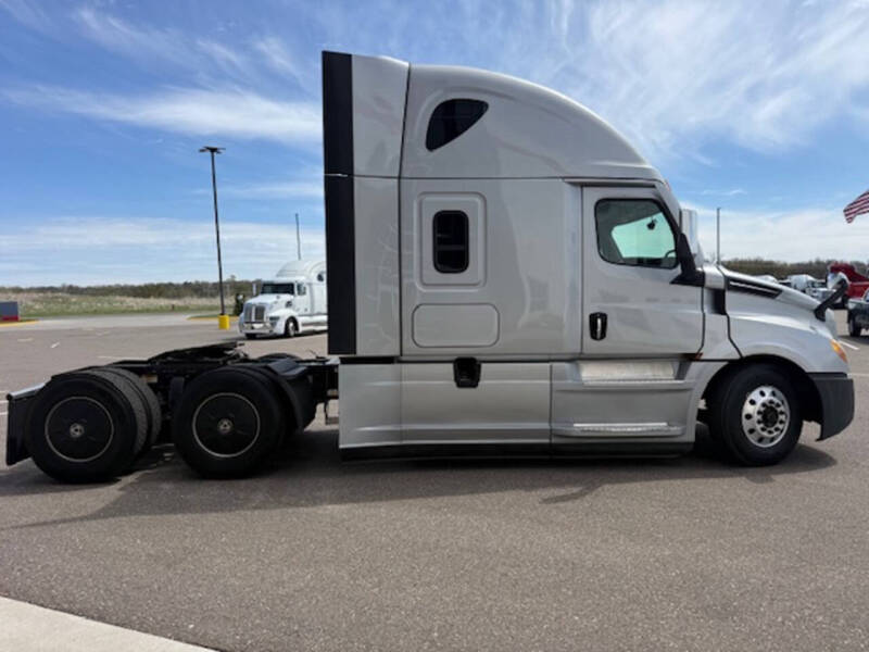 2021 Freightliner Cascadia