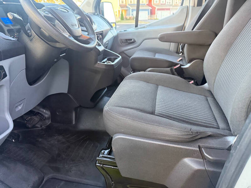 2019 Ford Transit 250