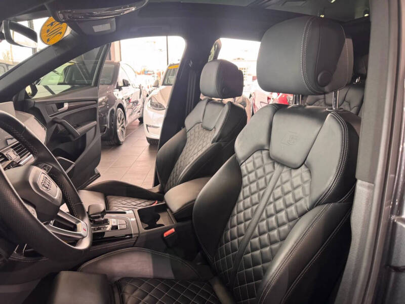 2024 Audi SQ5 3.0T quattro Premium Plus