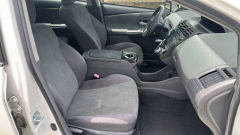 2012 Toyota Prius v