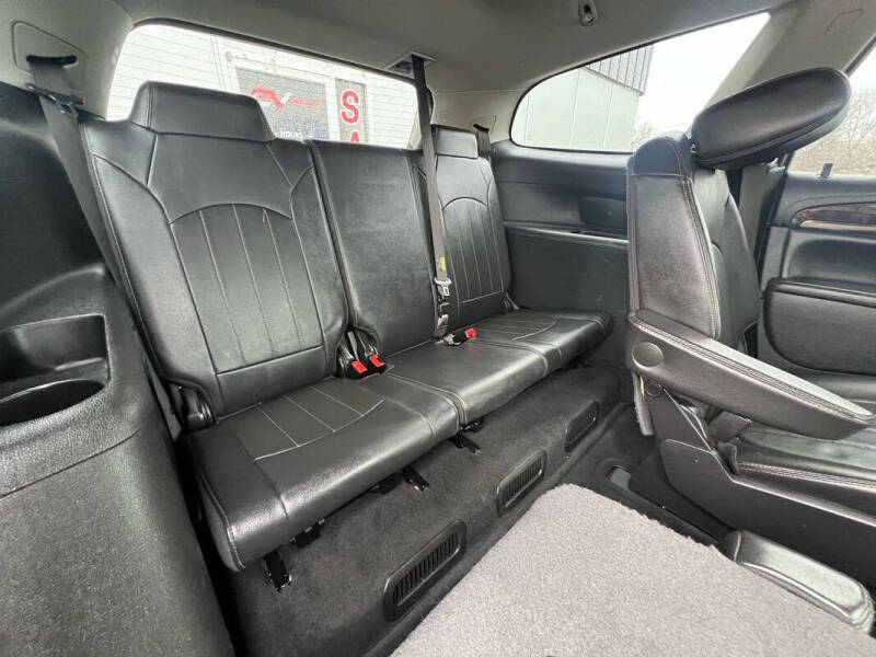 2017 Buick Enclave Leather