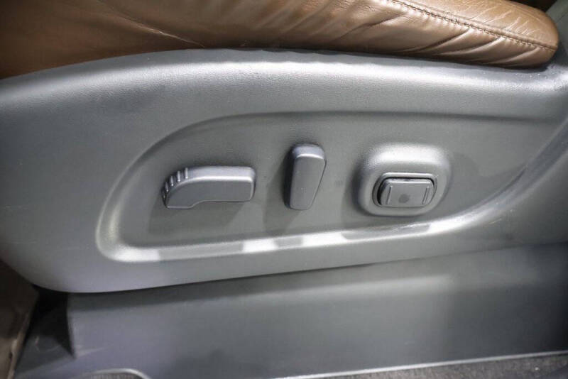 2021 Nissan Titan Platinum Reserve