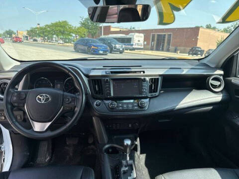 2017 Toyota RAV4 Platinum