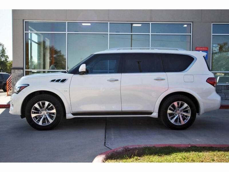 2017 Infiniti QX80