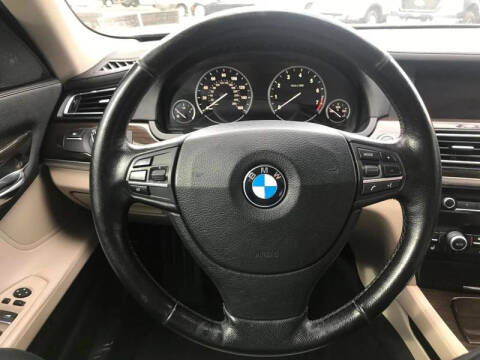 2011 BMW 7 Series 750Li xDrive