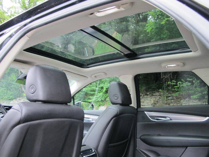 2019 Cadillac XT5 Premium Luxury