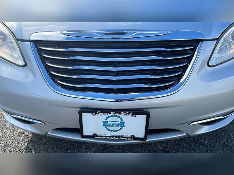 2012 Chrysler 200 Limited