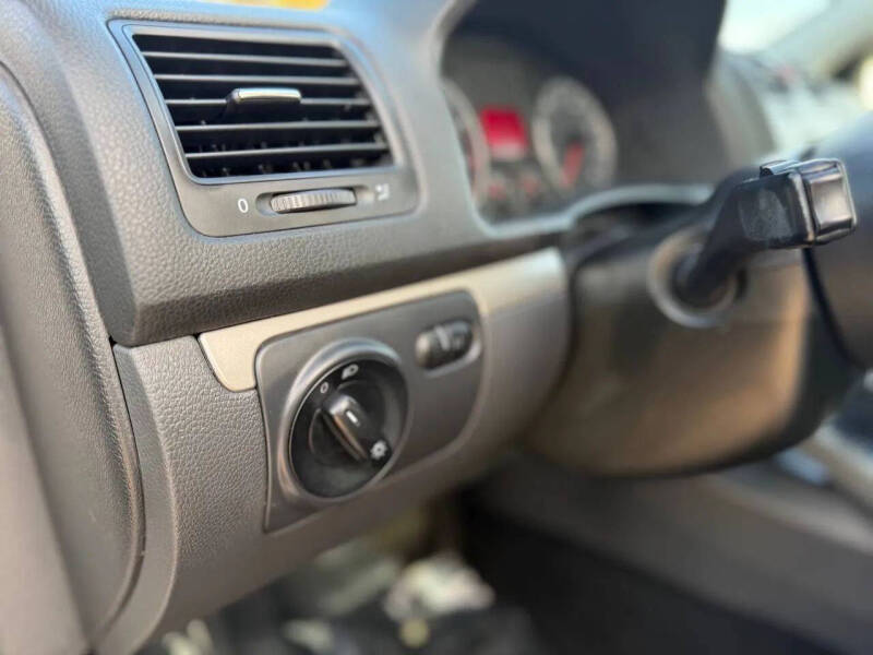 2009 Volkswagen Rabbit S PZEV