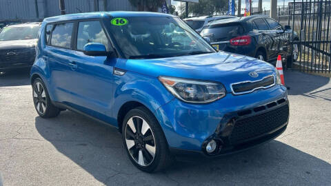 2016 Kia Soul +