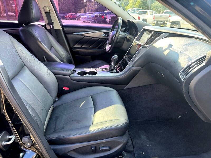 2017 Infiniti Q50 2.0T