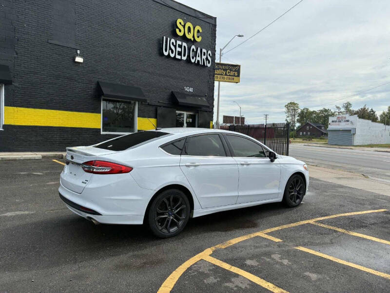 2018 Ford Fusion SE's photo