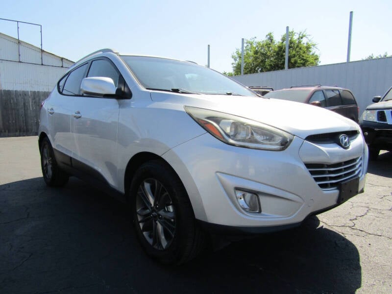 2014 Hyundai Tucson SE photo 3