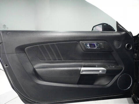 2017 Ford Mustang EcoBoost Premium