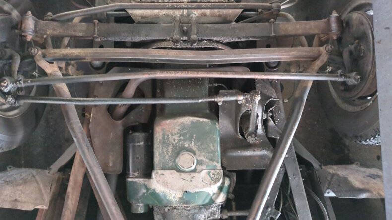 1947 Ford Deluxe