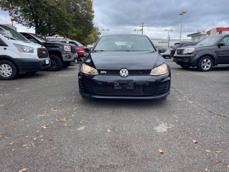 2017 Volkswagen Golf GTI S