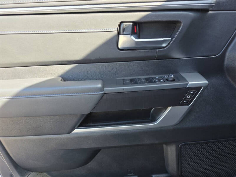 2023 Toyota Tundra Platinum HV