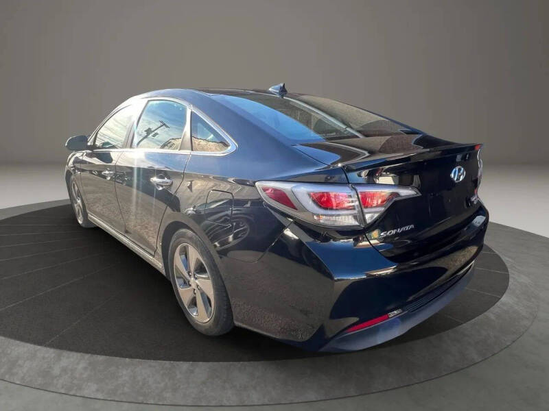 2017 Hyundai Sonata Hybrid