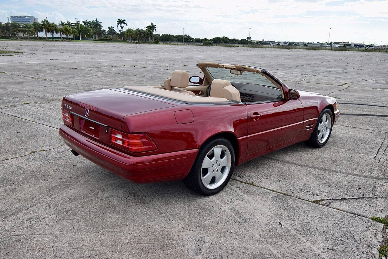 1999 Mercedes-Benz SL-Class 42