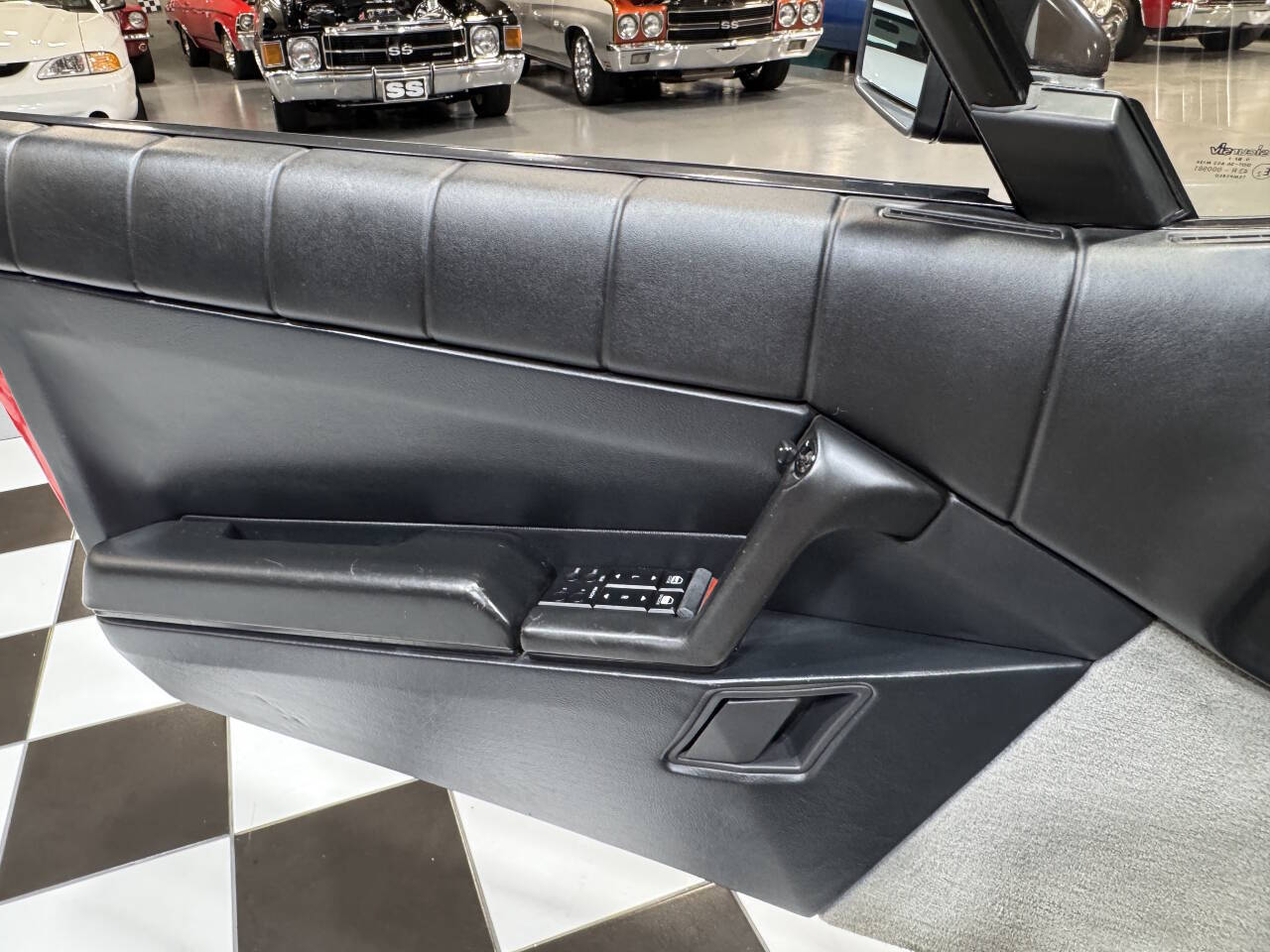 1990 Cadillac Allante 54
