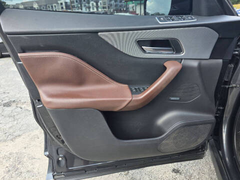 2017 Jaguar F-PACE S