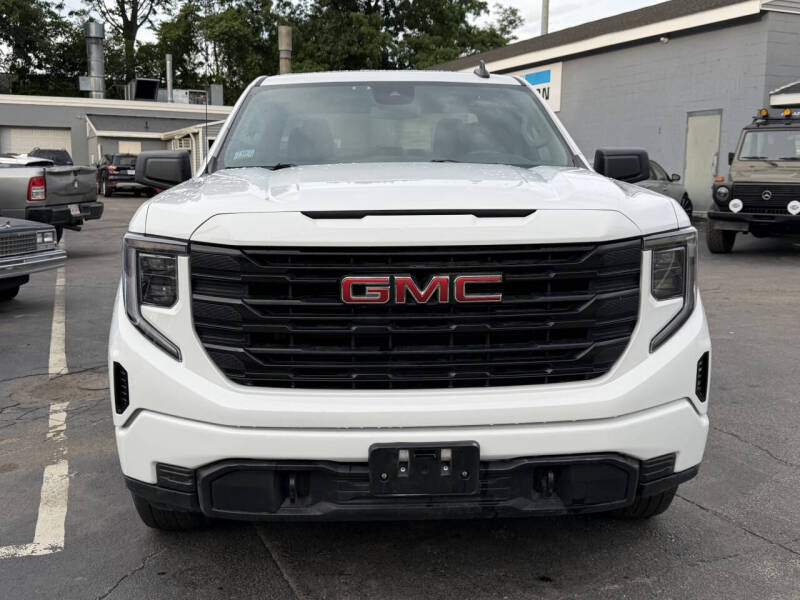 2023 GMC Sierra 1500 Pro