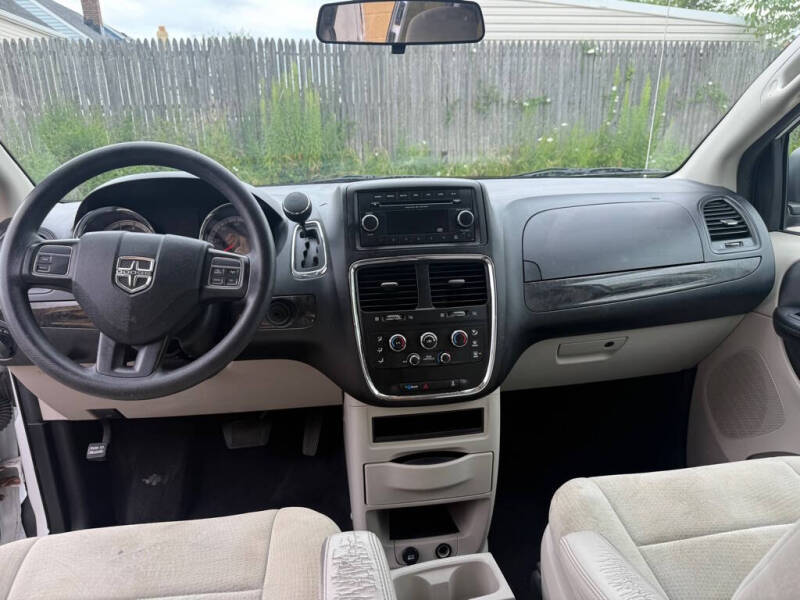 2014 Dodge Grand Caravan SE