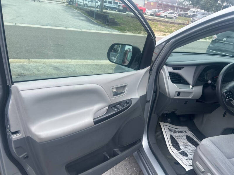 2015 Toyota Sienna