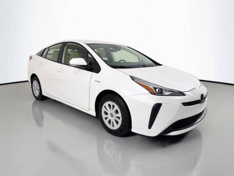 2020 Toyota Prius LE