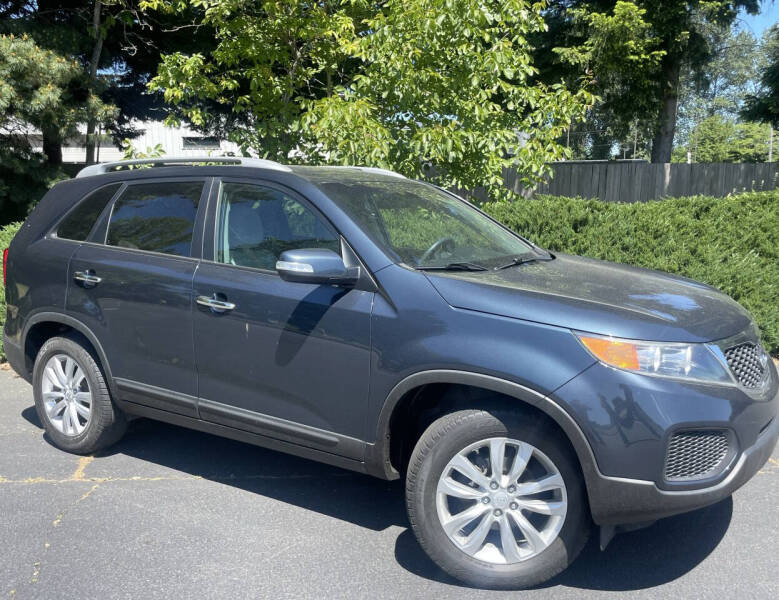 2011 Kia Sorento LX