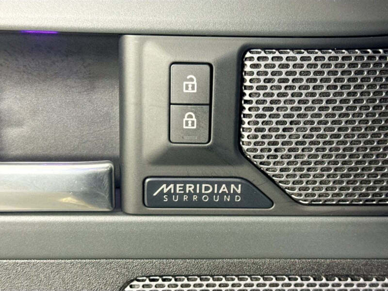 2020 Land Rover Defender 110 X