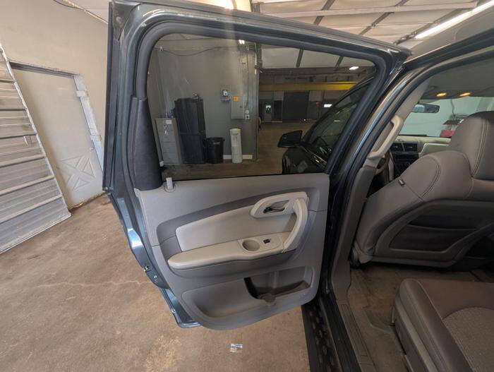 2011 Chevrolet Traverse LT