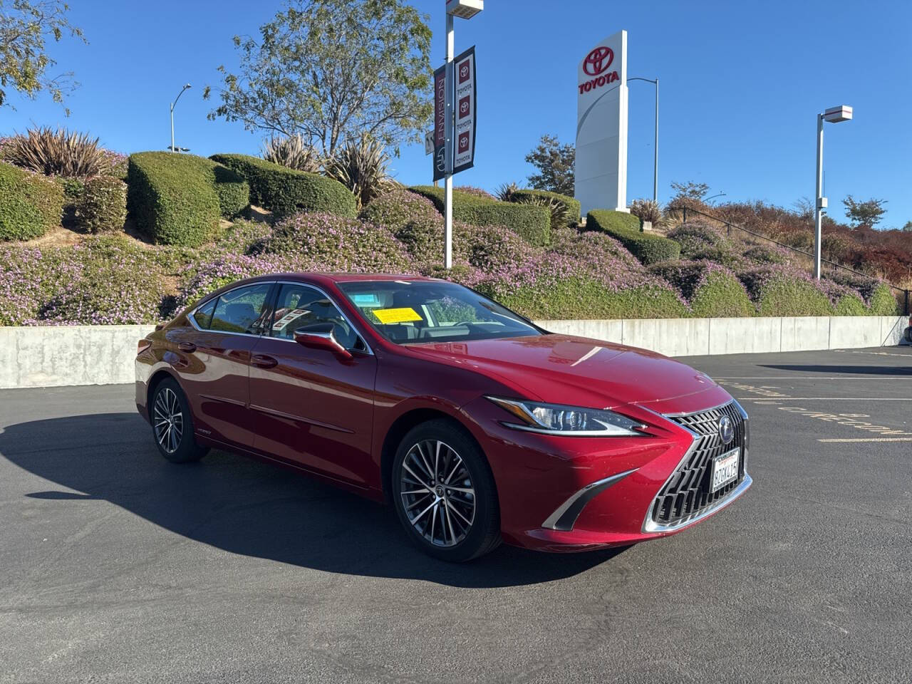 2022 Lexus ES 300h for sale at Envision Toyota of Milpitas in Milpitas, CA